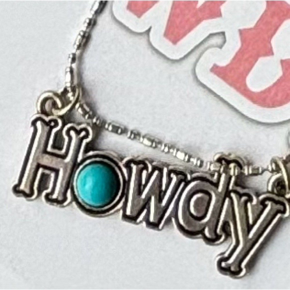 Howdy Slider Chain Necklace - Picture 2 of 2